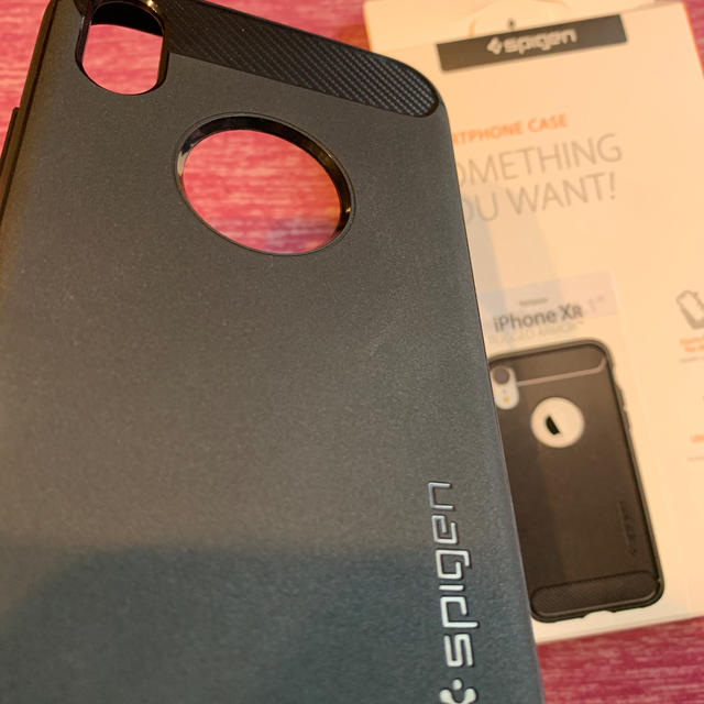 Spigen(シュピゲン)のiPhone XR spigen ラギッド・アーマー　ケース スマホ/家電/カメラのスマホアクセサリー(iPhoneケース)の商品写真