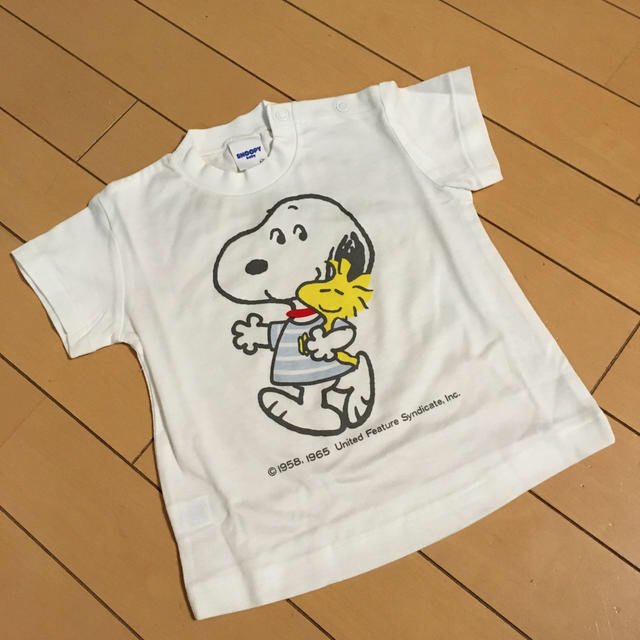 familiar(ファミリア)の新品未使用！　ファミリア   スヌーピー Tシャツ キッズ/ベビー/マタニティのベビー服(~85cm)(Ｔシャツ)の商品写真