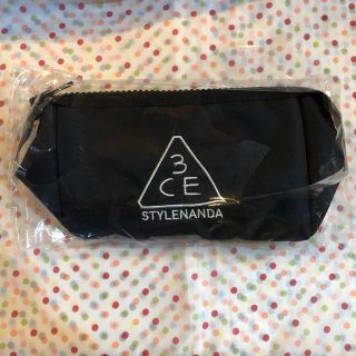 スリーシーイー(3ce)の3CE POUCH_SMALL コスメポーチ　黒(ポーチ)