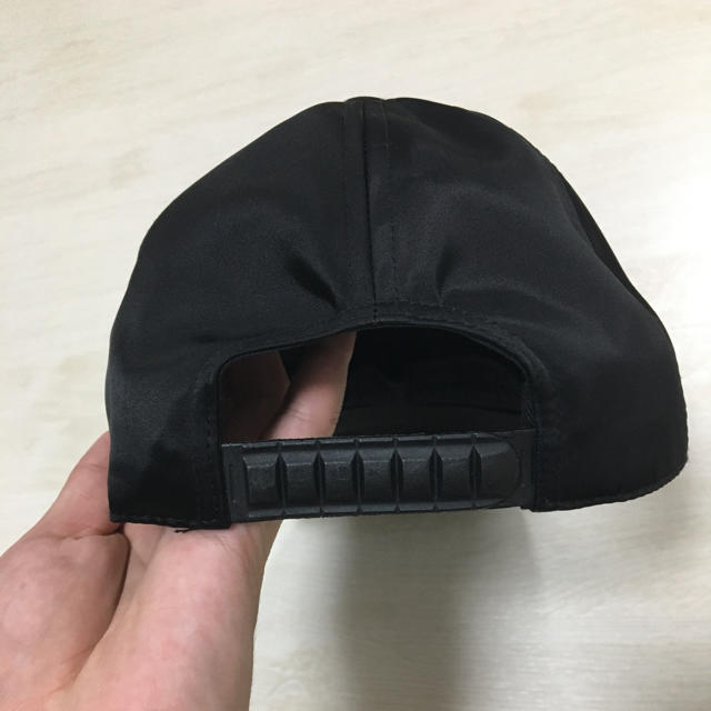 ACNE(アクネ)のAcne Studios Camp Bomber CAP ブラック メンズの帽子(キャップ)の商品写真