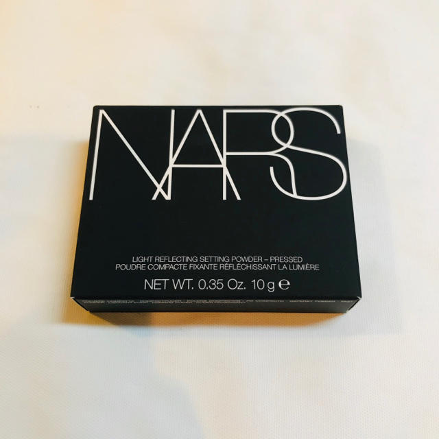 NARS(ナーズ)のNARS ライトリフレクティングセッティングパウダー コスメ/美容のベースメイク/化粧品(フェイスパウダー)の商品写真