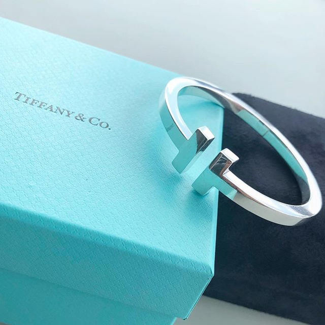 最新 Tiffany & シルバー スクエア ブレスレット バングル T