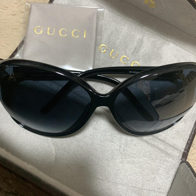 Gucci(グッチ)のGUCCIサングラス レディースのファッション小物(サングラス/メガネ)の商品写真