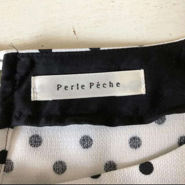 Perle Peche(ペルルペッシュ)のペルルペッシュ ブラウス ５分袖 ルクールブラン レディースのトップス(シャツ/ブラウス(半袖/袖なし))の商品写真