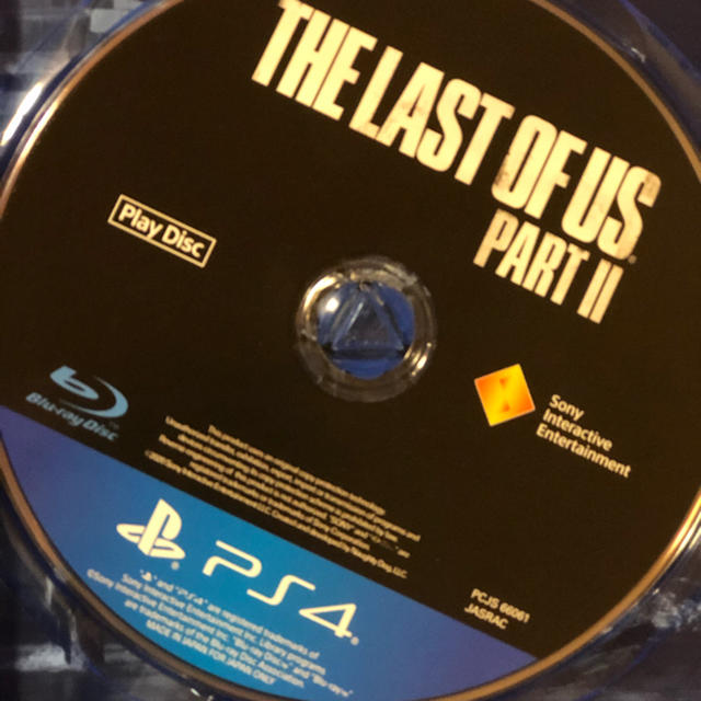 THE LAST OF US 2 ラスアス2 PS4中古 エンタメ/ホビーのゲームソフト/ゲーム機本体(家庭用ゲームソフト)の商品写真