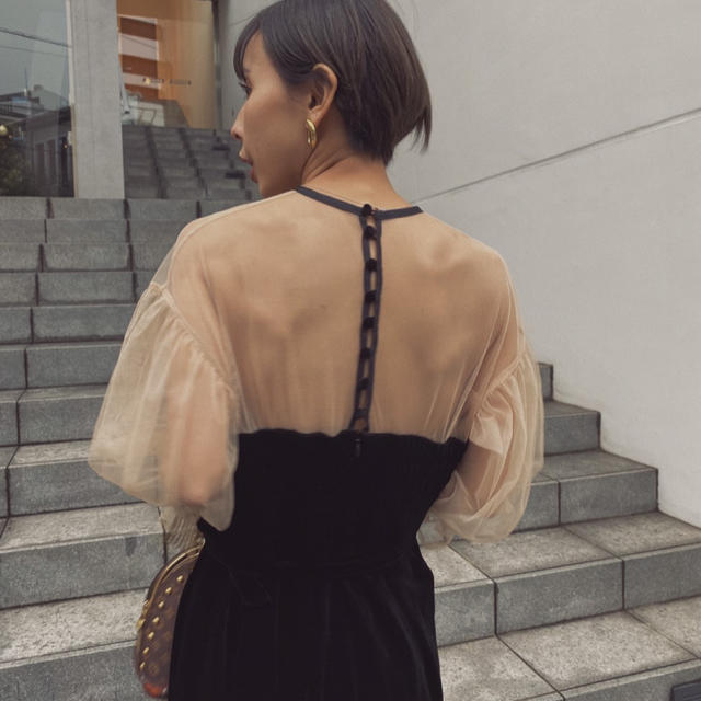 Ameri VINTAGE(アメリヴィンテージ)のTULLE SLEEVE TIGHT DRESS レディースのワンピース(ロングワンピース/マキシワンピース)の商品写真