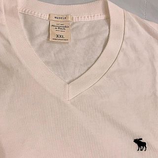 アバクロンビーアンドフィッチ(Abercrombie&Fitch)のメンズ　アバクロ白Tシャツ　(Tシャツ/カットソー(半袖/袖なし))