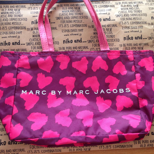 MARC BY MARC JACOBS(マークバイマークジェイコブス)のMARC BY MARCJACOBS レディースのバッグ(トートバッグ)の商品写真