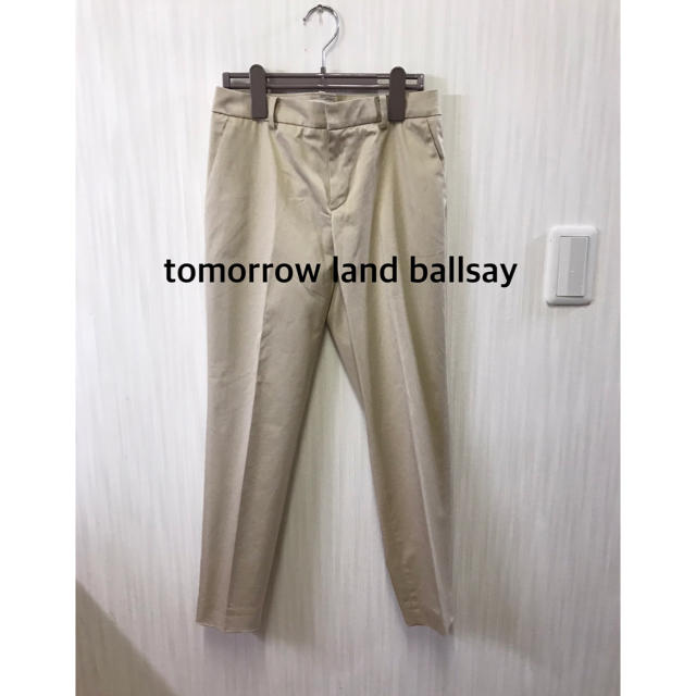 Ballsey(ボールジィ)のtomorrow land ballsay 綺麗めパンツ レディースのパンツ(クロップドパンツ)の商品写真