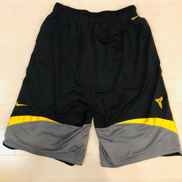 NIKE - NIKE(ナイキ) KOBE コービー ハーフパンツ/バスパン xl NIKE - NIKE(ナイキ) KOBE コービー ハーフパンツ/バスパン xl