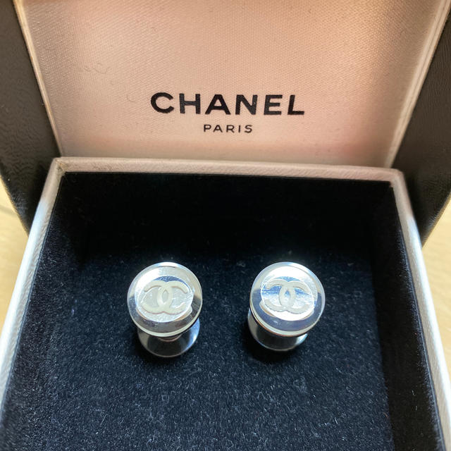 CHANEL(シャネル)のシャネル　ミラーピアス レディースのアクセサリー(ピアス)の商品写真