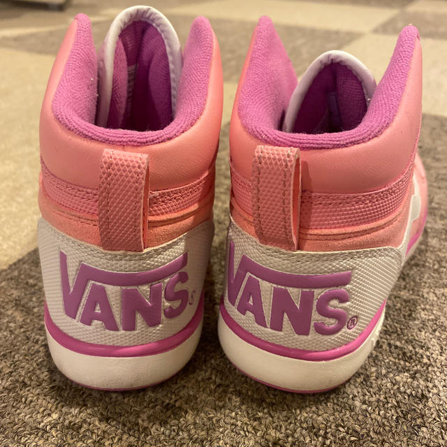 VANS(ヴァンズ)のVANS ハイカット スニーカー　女の子 20cm キッズ/ベビー/マタニティのキッズ靴/シューズ(15cm~)(スニーカー)の商品写真