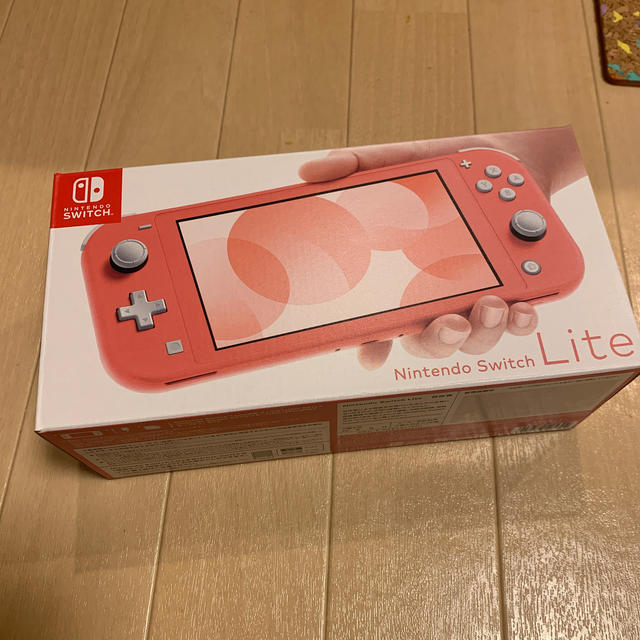 Nintendo Switch LITE スイッチライト　コーラル