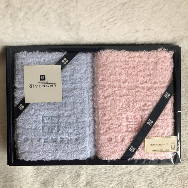 GIVENCHY(ジバンシィ)の❤️ジバンシー❤️ゲストタオル　セット❤️ インテリア/住まい/日用品の日用品/生活雑貨/旅行(タオル/バス用品)の商品写真