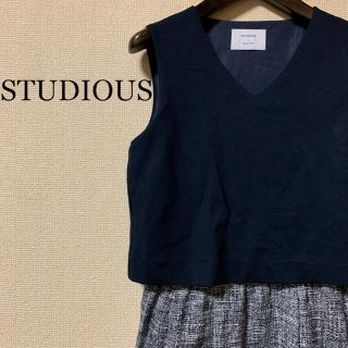 ステュディオス(STUDIOUS)の【極美品】STUDIOUS ノースリーブドッキング膝丈ワンピース 日本製(ひざ丈ワンピース)