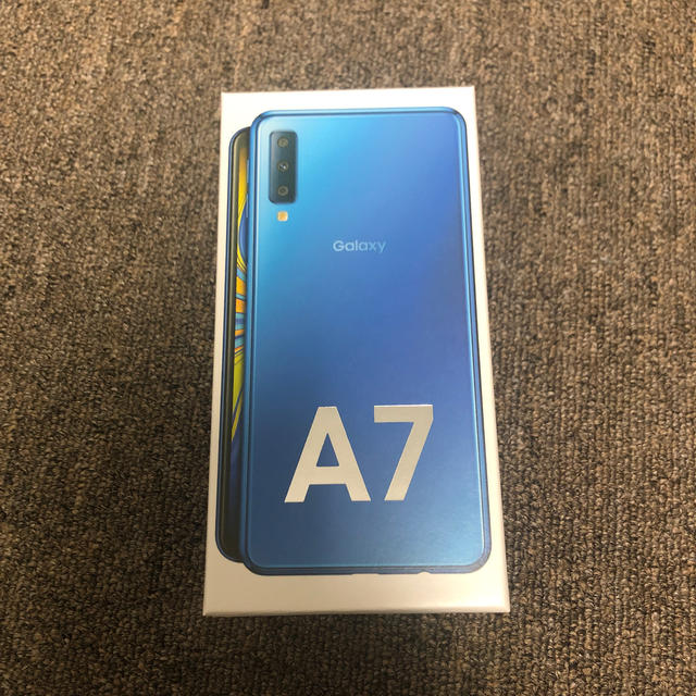 新品未使用　GALAXY A7  Blue