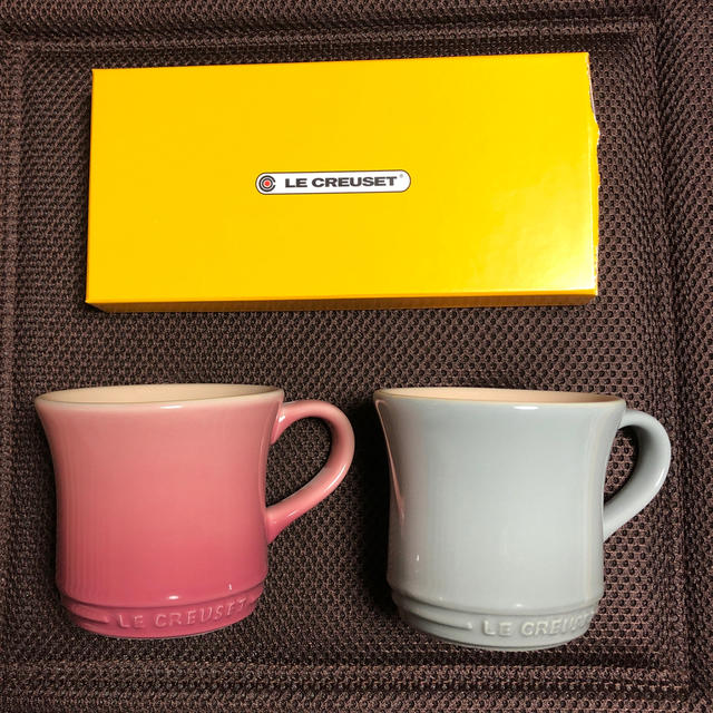 LE CREUSET(ルクルーゼ)のルクルーゼ　ペアマグカップ インテリア/住まい/日用品のキッチン/食器(食器)の商品写真