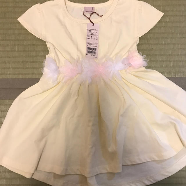 petit main(プティマイン)のpetit main チュール花カットチュニック 110　レモン イエロー キッズ/ベビー/マタニティのキッズ服女の子用(90cm~)(Tシャツ/カットソー)の商品写真