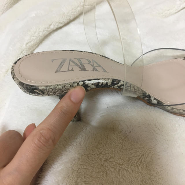 ZARA(ザラ)のZARAクリアサンダル  サイズ36 レディースの靴/シューズ(サンダル)の商品写真
