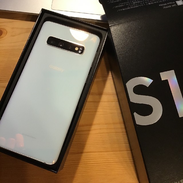 Galaxy S10 プリズムホワイト　simフリー