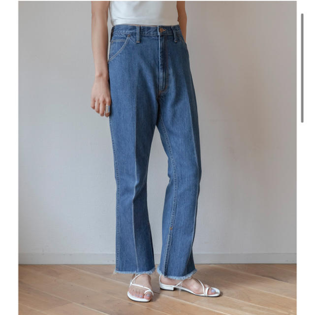 "Vintage denim center press pants"デニムパンツ