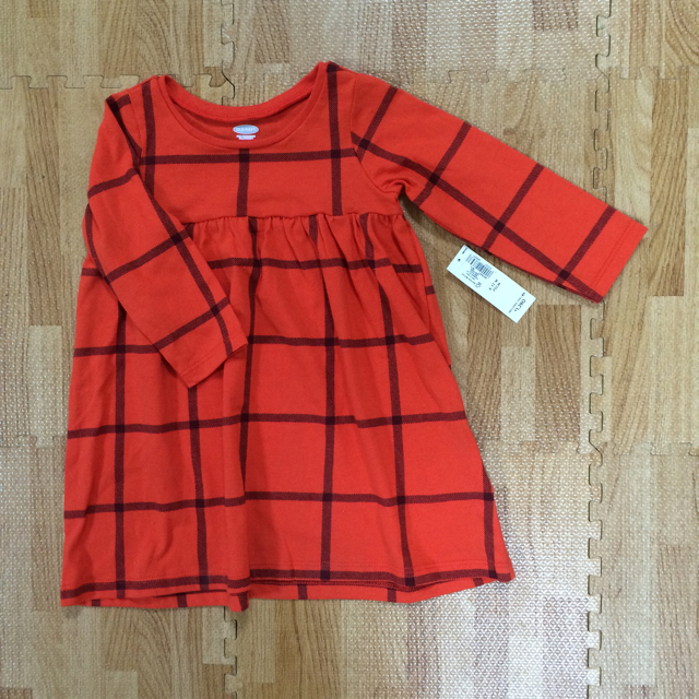 Old Navy(オールドネイビー)のamuuuu様 専用★ワンピース2枚 キッズ/ベビー/マタニティのベビー服(~85cm)(ワンピース)の商品写真