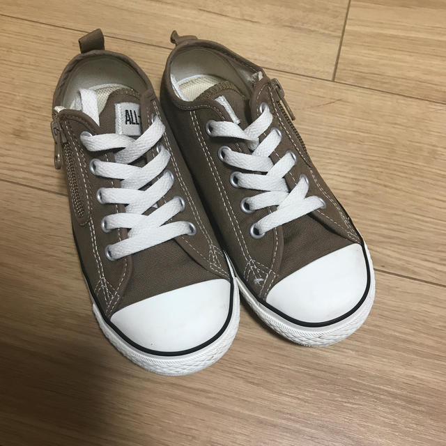 CONVERSE(コンバース)のコンバース　オールスター　ブラウン キッズ/ベビー/マタニティのキッズ靴/シューズ(15cm~)(スニーカー)の商品写真