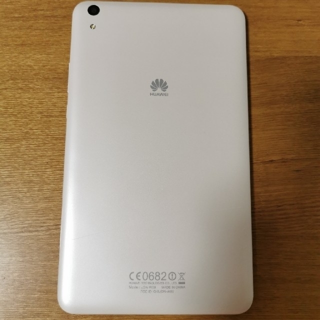 ANDROID(アンドロイド)のHuawei 8インチ タブレット MediaPad T2 8.0 PRO スマホ/家電/カメラのPC/タブレット(タブレット)の商品写真