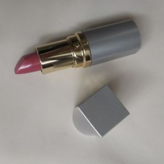 エイボン(AVON)のAVON 新品 口紅(口紅)