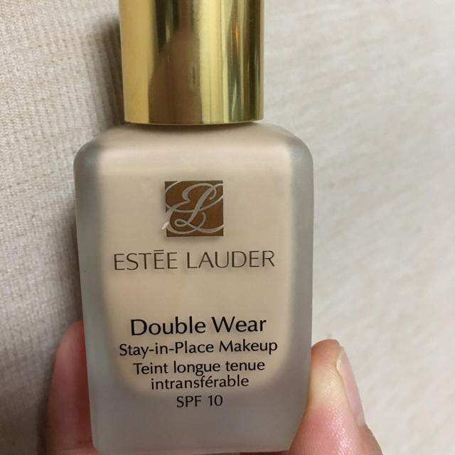 Estee Lauder(エスティローダー)のエスティローダ　エクリュ コスメ/美容のベースメイク/化粧品(ファンデーション)の商品写真