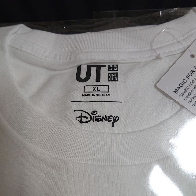 UNIQLO(ユニクロ)の完売　ミッキー スタンズ UT ディズニー ワンポイント ホワイト XLサイズ メンズのトップス(Tシャツ/カットソー(半袖/袖なし))の商品写真