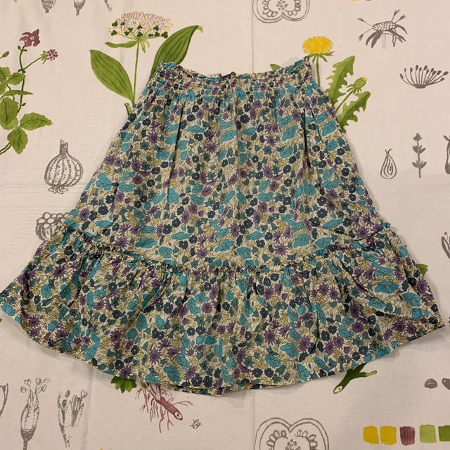 Hug O War(ハグオーワー)のハグオーワー　スカート　120 キッズ/ベビー/マタニティのキッズ服女の子用(90cm~)(スカート)の商品写真