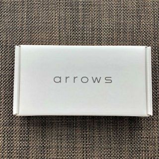 アローズ(arrows)の新品  arrows M05 ブラック　おまけ充電器　当日発送(スマートフォン本体)