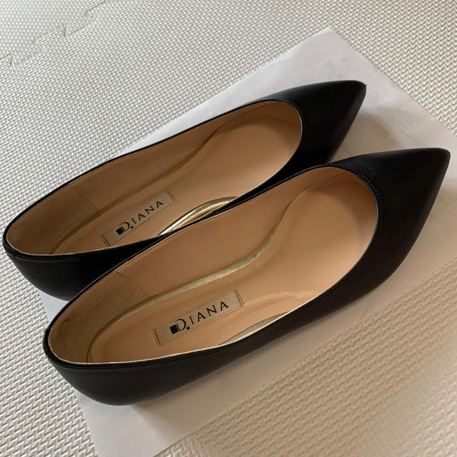 DIANA(ダイアナ)のDIANA パンプス　ローヒール　ブラック レディースの靴/シューズ(ハイヒール/パンプス)の商品写真