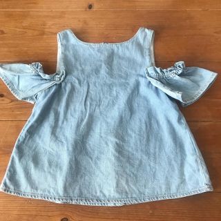 ザラキッズ(ZARA KIDS)のZARA デニム　オフショル　140cm 10歳(Tシャツ/カットソー)