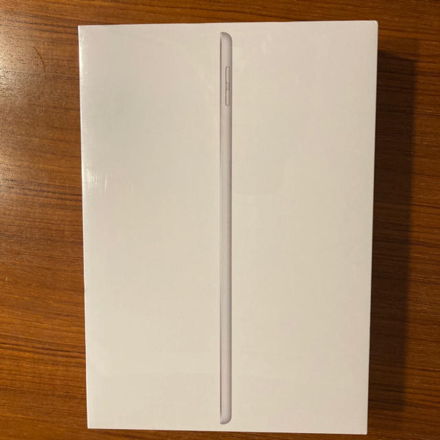 iPad 第7世代 128GB シルバー 新品未開封 シュリンク付