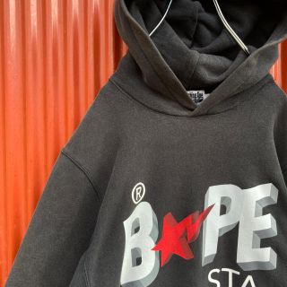 アベイシングエイプ(A BATHING APE)の☆日本製☆アベイシングエイプ☆ビッグロゴプリント☆プルオーバーパーカー(パーカー)