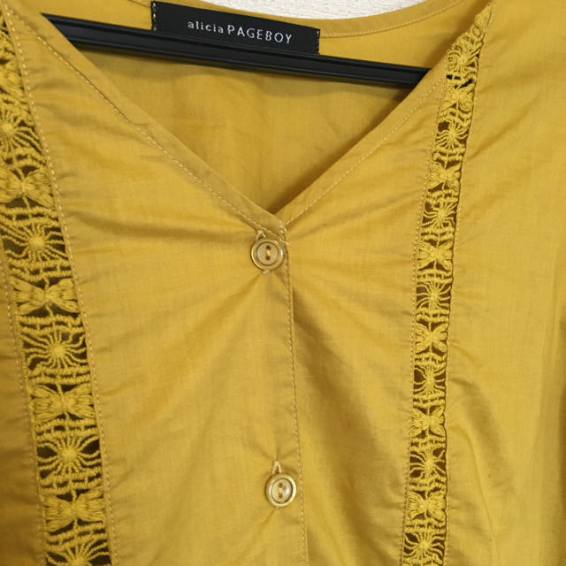 PAGEBOY(ページボーイ)のリボン袖絞りブラウス レディースのトップス(シャツ/ブラウス(長袖/七分))の商品写真