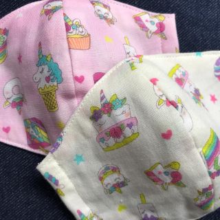 ●kk様専用●幼児用サイズ2枚🌈人気のユニコーン🌈インナーマスクハンドメイド(外出用品)