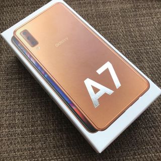 サムスン(SAMSUNG)の【開封品・未使用】Garaxy A7 ゴールド 64GB SIMフリー 楽天(スマートフォン本体)