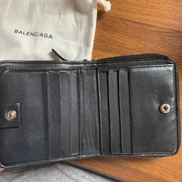 BALENCIAGA 二つ折り財布 2