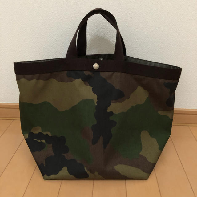 エルベシャプリエ カモフラ 舟形トートバッグL 【日本製】 36.0%割引
