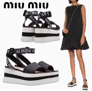 ミュウミュウ(miumiu)の最終お値下げ‼️確実正規品♡miumiu 厚底サンダル(サンダル)