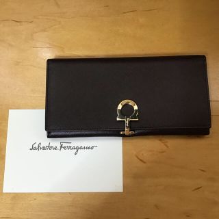 サルヴァトーレフェラガモ(Salvatore Ferragamo)のサルバトーレフェラガモ　長財布　ブラウン(財布)