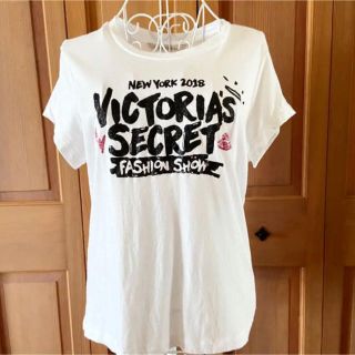 ヴィクトリアズシークレット(Victoria's Secret)のVICTORIA’S SECRET   Tシャツ　M(Tシャツ(半袖/袖なし))