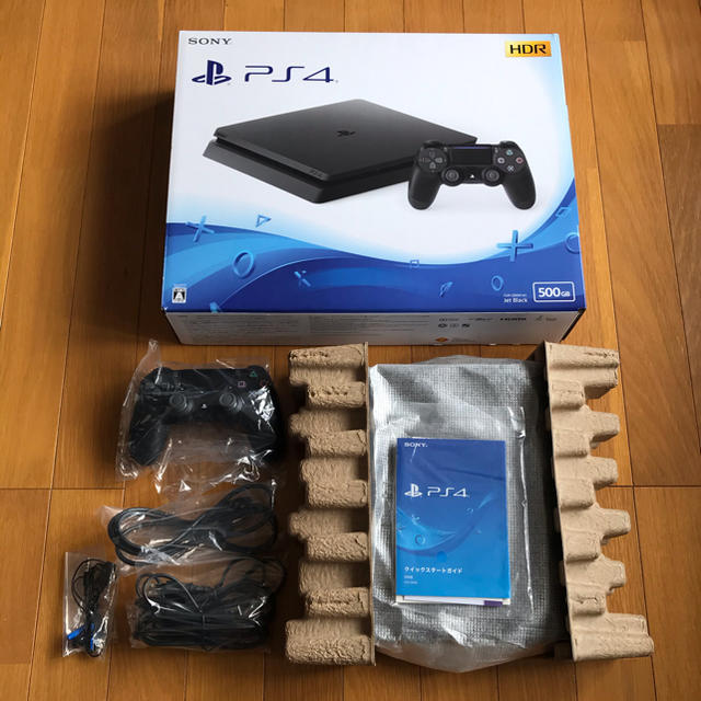 PS4 本体