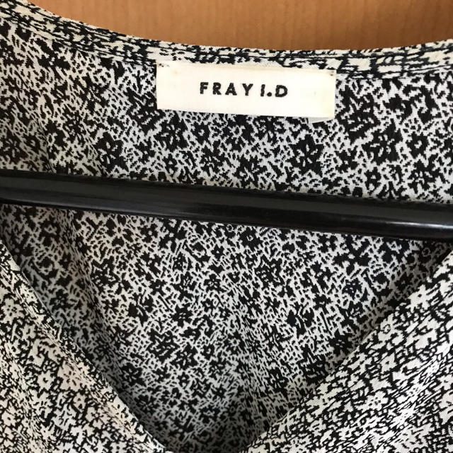 FRAY I.D(フレイアイディー)のフレイアイディー  ジャガードブラウス レディースのトップス(シャツ/ブラウス(半袖/袖なし))の商品写真