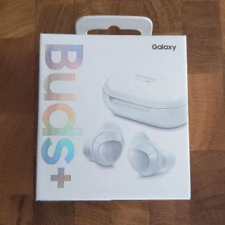 ギャラクシー(Galaxy)の【新品】Galaxy Buds+ ホワイト ワイヤレスイヤホン(ヘッドフォン/イヤフォン)