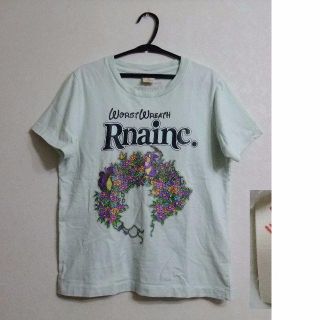 アールエヌエー(RNA)のＲＮＡ ディズニー風プリントレディースＴ(Tシャツ(半袖/袖なし))