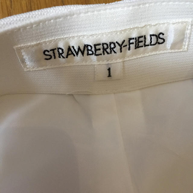 STRAWBERRY-FIELDS(ストロベリーフィールズ)の未使用 ショートパンツ レディースのパンツ(ショートパンツ)の商品写真